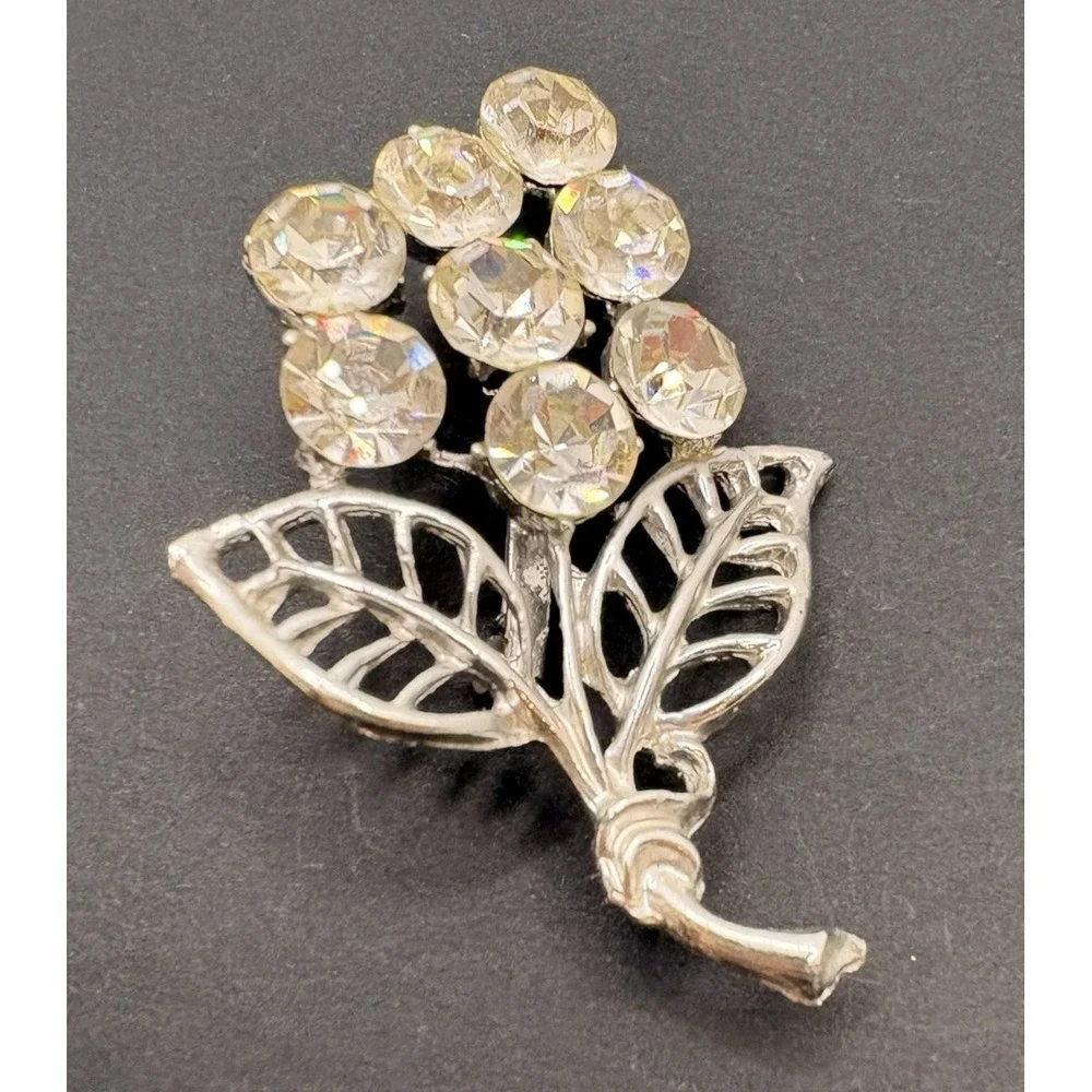 Vintage Floral‎ Grape Cluster Silver Tone Clear Rhinestone Brooch Nature Retro